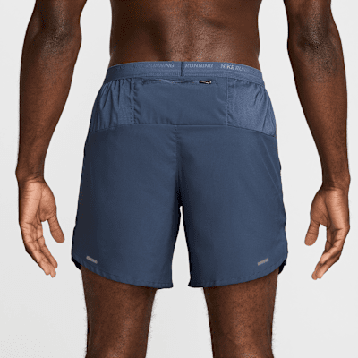 Shorts de correr Dri-FIT de 18 cm con forro de ropa interior para hombre Nike Stride