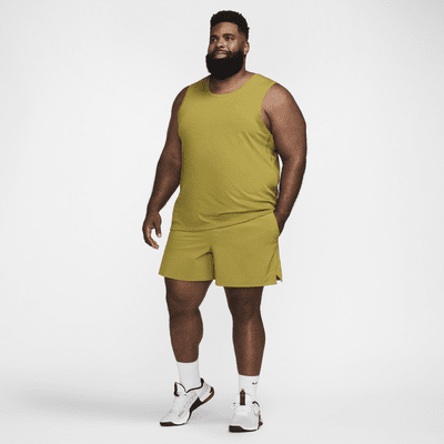 Shorts versátiles sin forro Dri-FIT de 13 cm para hombre Nike Unlimited