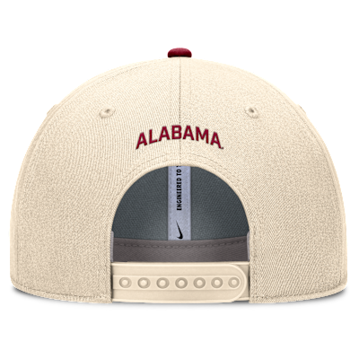 Gorra de rejilla universitaria Nike Dri-FIT ajustable para hombre Alabama Primetime Rise