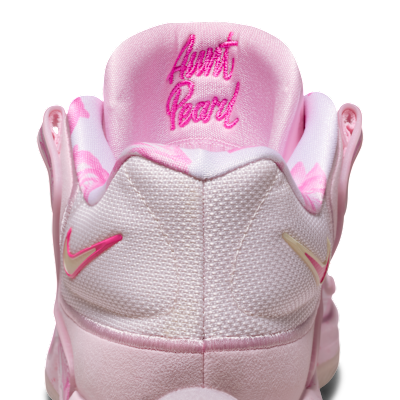 KD18 "Aunt Pearl" Basketball Shoes