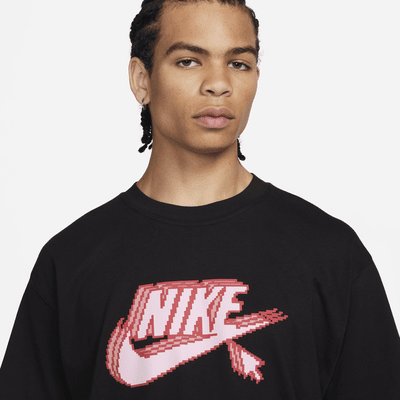Nike Sportswear Men's Max90 T-Shirt. Nike HU