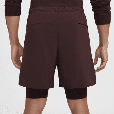 Shorts versátiles Dri-FIT de 18 cm 2 en 1 para hombre Nike Unlimited