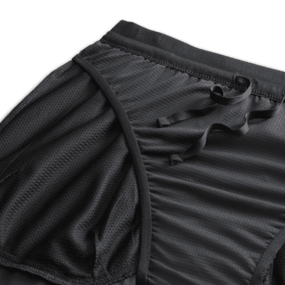 Nike Stride Dri-FIT løpeshorts med innershorts til herre (13 cm)