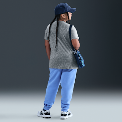 T-Shirt Nike Sportswear για μεγάλα παιδιά (μεγαλύτερο μέγεθος)