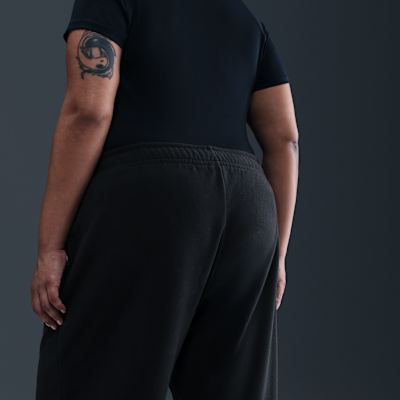 Nike Sportswear Club Fleece Women's Mid-Rise Wide Leg Cozy Pants (Plus Size)