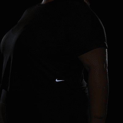 Nike One Classic Breathe Women's Dri-FIT Short-Sleeve Top (Plus Size)