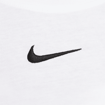 Nike Sportswear Kısaltılmış Kadın Tişörtü