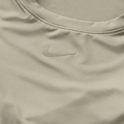 Camisola sem mangas recortada Dri-FIT Nike One Classic para mulher