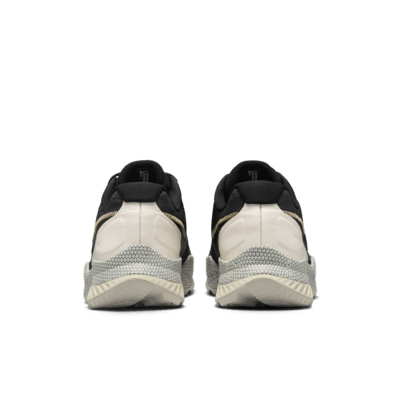 Tenis para el aire libre Elite para hombre Nike React SFB Carbon Low