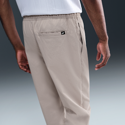 Nike Club Men's Woven Tapered Pants