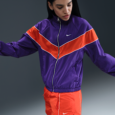 Nike Windrunner Women's Mid-Rise 2" Woven Shorts