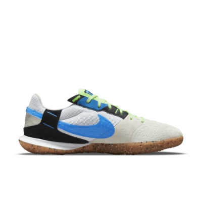 Tacos de fútbol de corte low Nike Streetgato