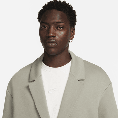 Trenchcoat Nike Sportswear Tech Fleece Reimagined med ledig passform för män 