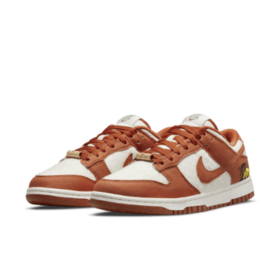 Nike Dunk Low SE Women's Shoes