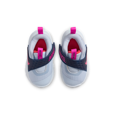 Tenis para bebé e infantil Nike Team Hustle D 12