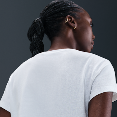 Nike Sportswear Women's Short-Sleeve Graphic T-Shirt