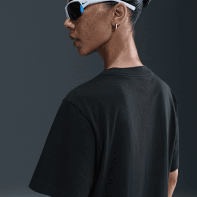 Playera de manga corta con gráfico oversized para mujer Nike After Dark Tour