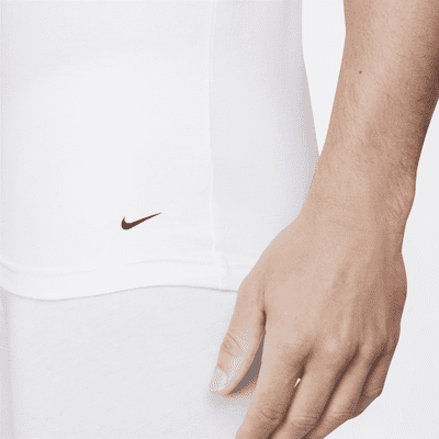 Camiseta interior de ajuste slim con cuello en V Nike Dri-FIT Essential ...