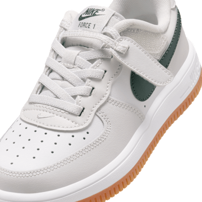 Nike Force 1 Low EasyOn Younger Kids' Shoes