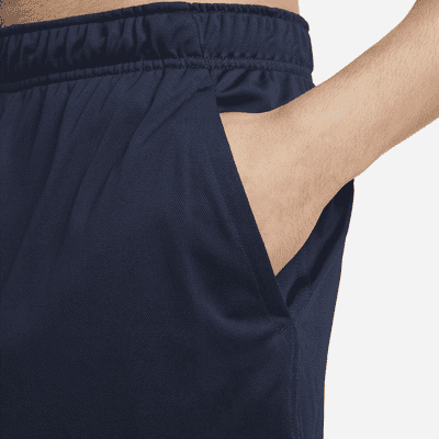 Shorts versátiles sin forro Dri-FIT de 18 cm para hombre Nike Totality