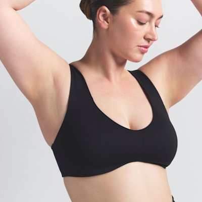 NikeSKIMS Matte Women's Shaping Scoop Bra