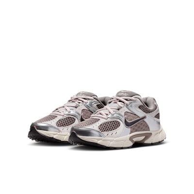 Tenis para niños grandes Nike V5 RNR