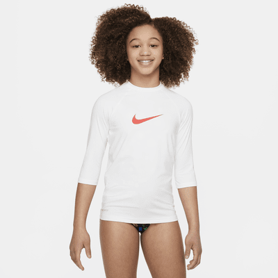 Playera Hydroguard de manga corta para niña talla grande Nike Swim