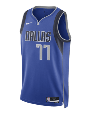 Shop Dallas Mavericks Icon Edition Men's Nike NBA Swingman Shorts