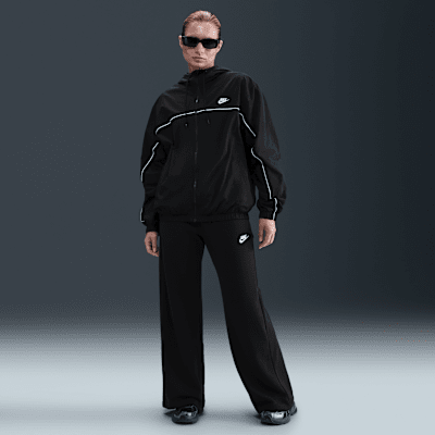 Nike Sportswear Club Fleece Women's Mid-Rise Wide-Leg Sweatpants