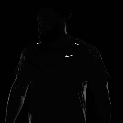 Ανδρική κοντομάνικη μπλούζα για τρέξιμο Dri-FIT ADV Nike TechKnit