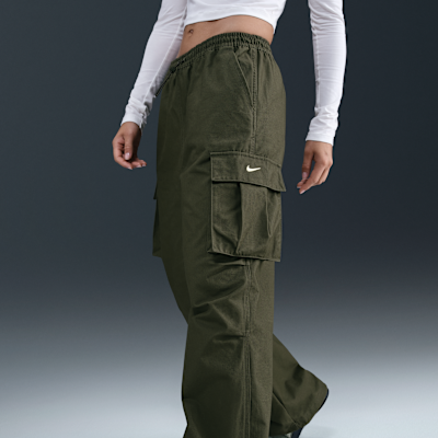 Nike Sportswear Women's Mid-Rise Oversized Woven Cargo Pants