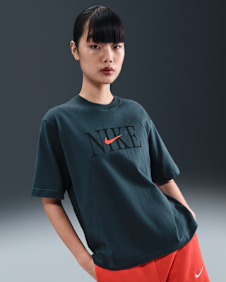 Женская футболка Nike Sportswear Essential Boxy