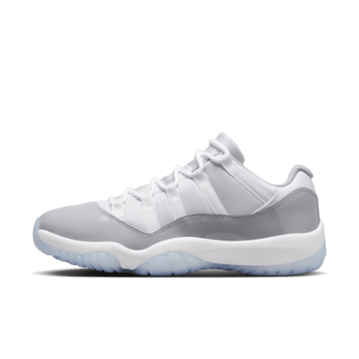 voltaje Cercanamente Provisional Air Jordan 11 Retro Low Men's Shoes. Nike.com