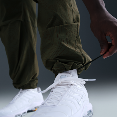 Nike Tech Men's Open-Hem Woven Pants