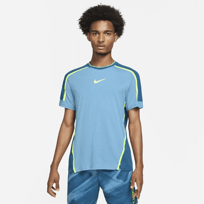 blue nike shirt and shorts