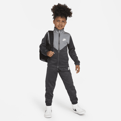 Nike Sportswear Lifestyle Essentials 2-Piece Set Little Kids Dri-FIT Tracksuit