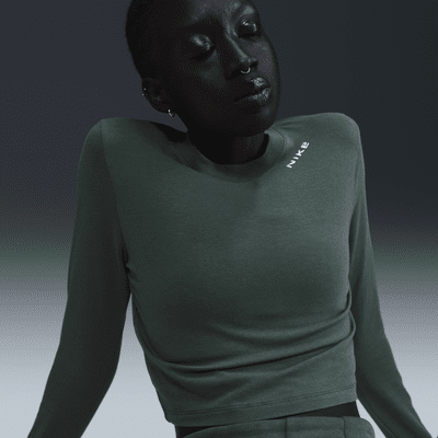 Playera de manga larga slim cropped para mujer Nike Sportswear Chill Knit