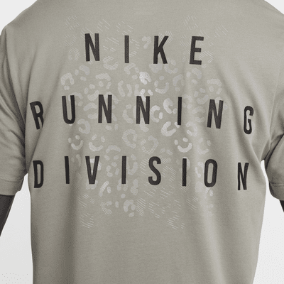 Playera de correr Dri-FIT para hombre Nike Running Division