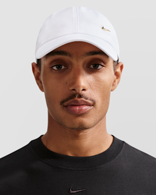 Женская кепка Nike Dri-FIT Club Unstructured Metal Swoosh Cap