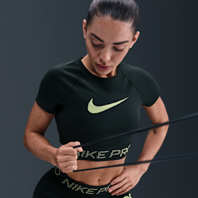 Nike Pro Women's Dri-FIT Short-Sleeve Cropped Graphic Top
