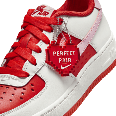 Nike Air Force 1 Older Kids' Shoes