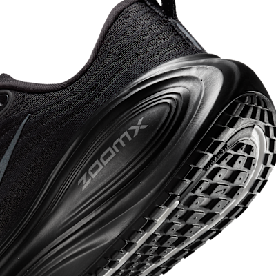 Nike Vomero Plus Straßenlaufschuh (Damen)