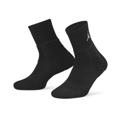 Jordan Ultimate Flight 2.0 Quarter Basketball Socks. Nike GB