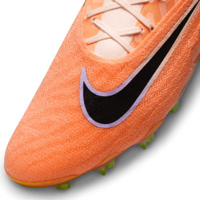 Calzado de fútbol de corte low para terreno firme Nike Phantom GX Elite