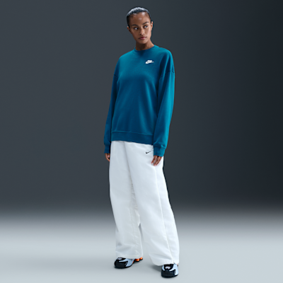 Nike Sportswear Club Fleece Women's Loose Crew-Neck Sweatshirt