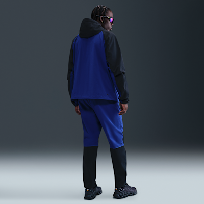 Męskie spodnie z tkaniny Nike Tech