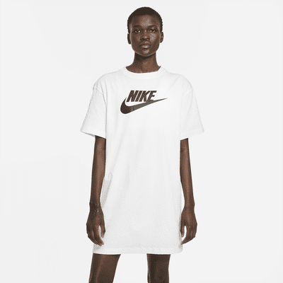 robe nike