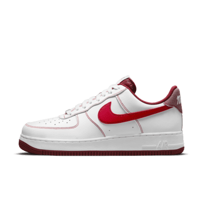 Chaussures Nike Air Force 1 '07 pour Homme. Nike LU
