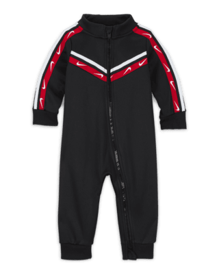 Детские  Nike Dri-FIT Sportswear Club Baby (0-9M) Poly Coverall