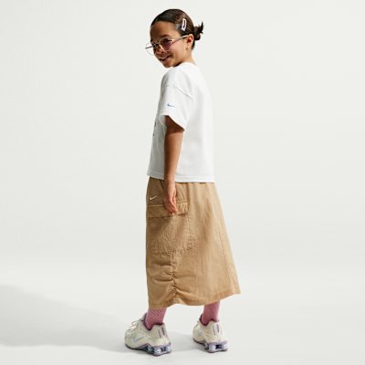 Playera cuadrada para niños talla grande Nike Sportswear